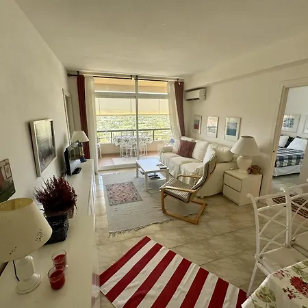Apartment Aloha Neguri W Pool By Homing